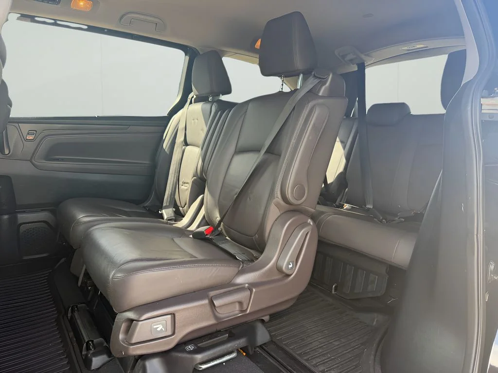 Used 2019 Crystal Black Pearl Honda Elite image 8