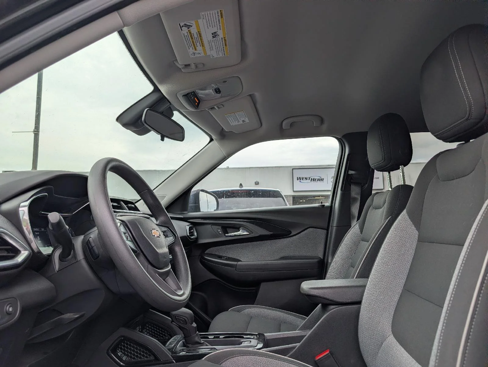 Used 2023 Mosaic Black Metallic Chevrolet LT image 8