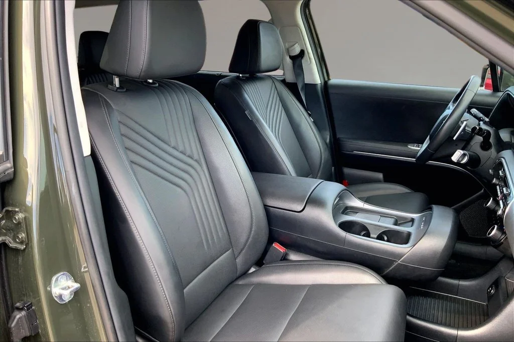 Used 2026 Titan Green Hyundai SEL image 7