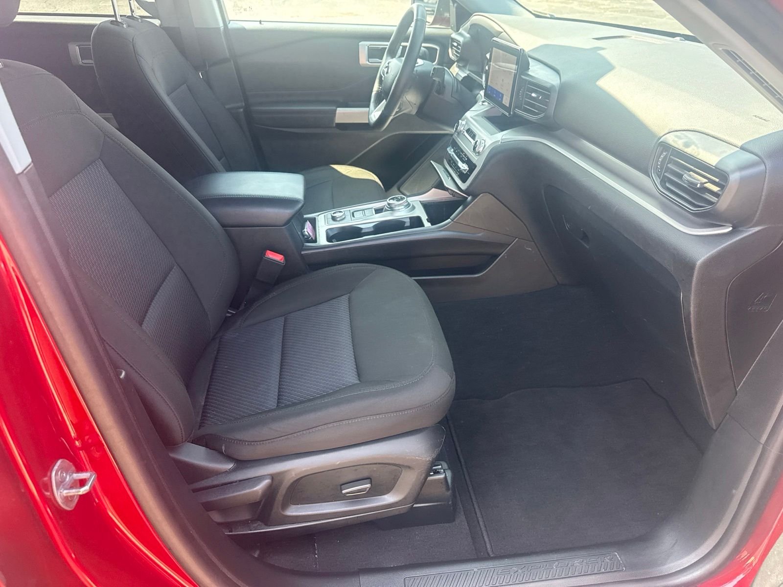 Used 2024 Red Ford XLT image 26