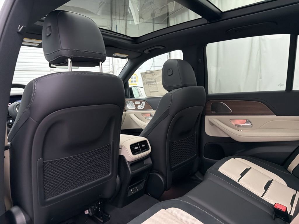 New 2026 Polar White Mercedes-Benz AMG® GLE 53 4MATIC+ SUV image 55