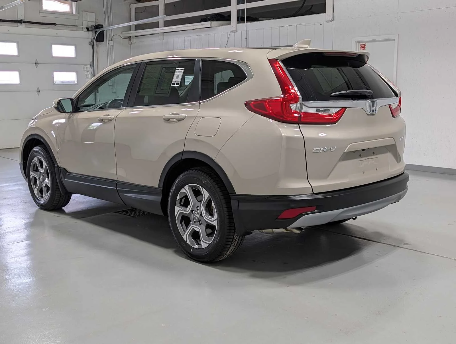 Used 2017 Sandstorm Metallic Honda EX-L image 10