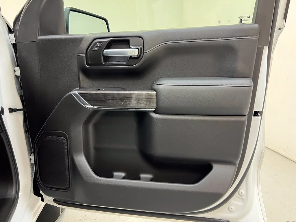 2021 Chevrolet Silverado 1500 LTZ - Photo 29