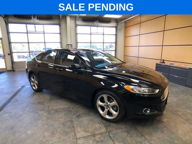 2016 Ford Fusion S FWD's photo