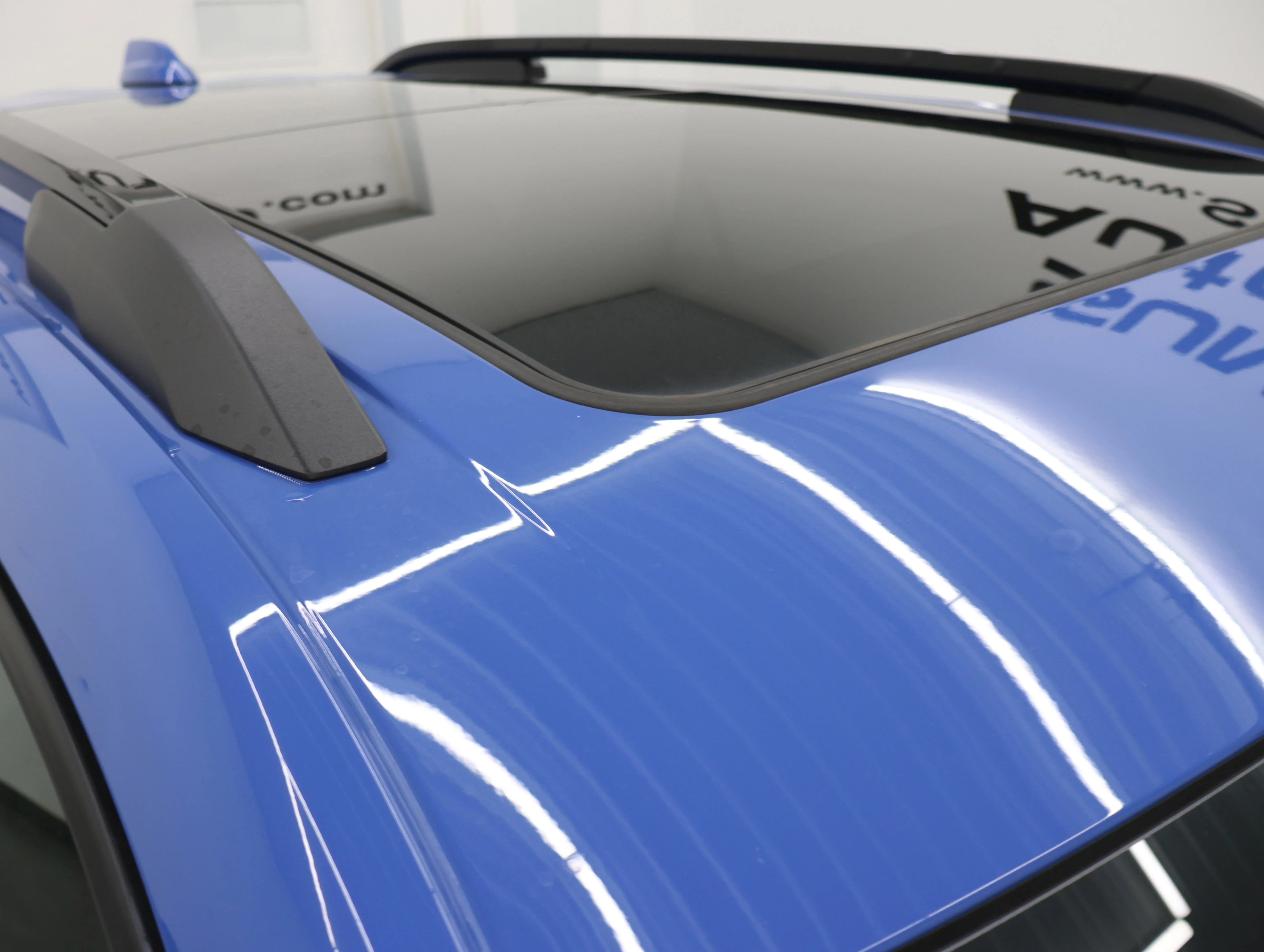 Used 2025 Reef Blue Metallic Chevrolet RS image 4