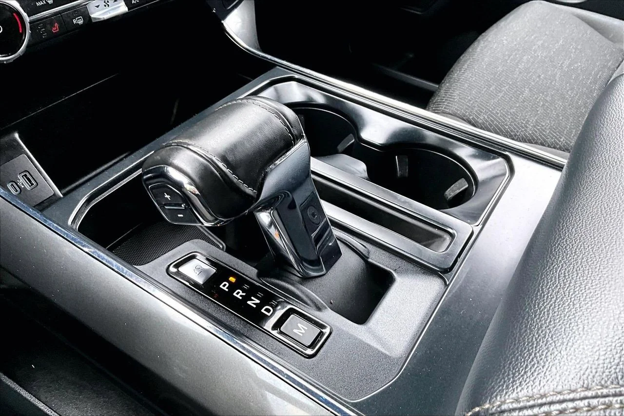 Used 2023 White Ford XLT image 29