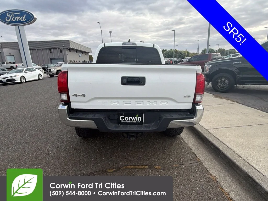 Used 2022 White Toyota SR5 image 6