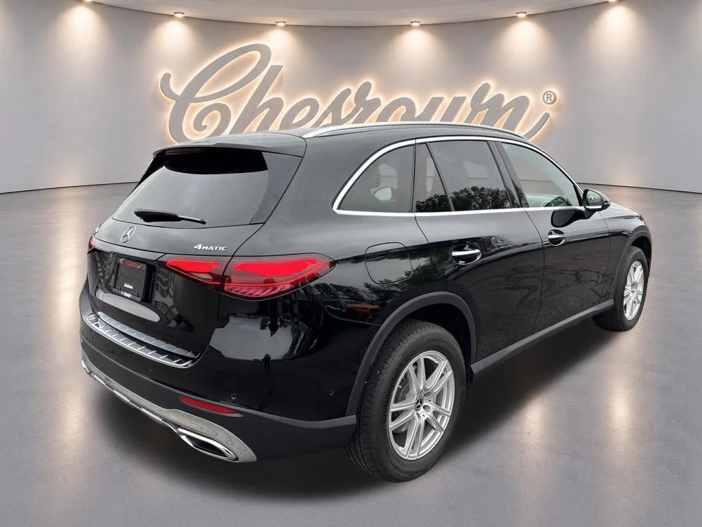 Used 2023 Black Mercedes-Benz GLC 300 image 5