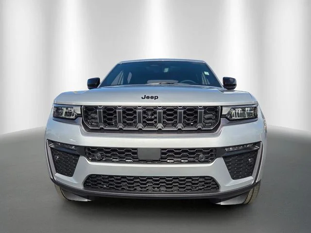 New 2026 Silver Zynith Jeep 85th Anniversary Edition image 2