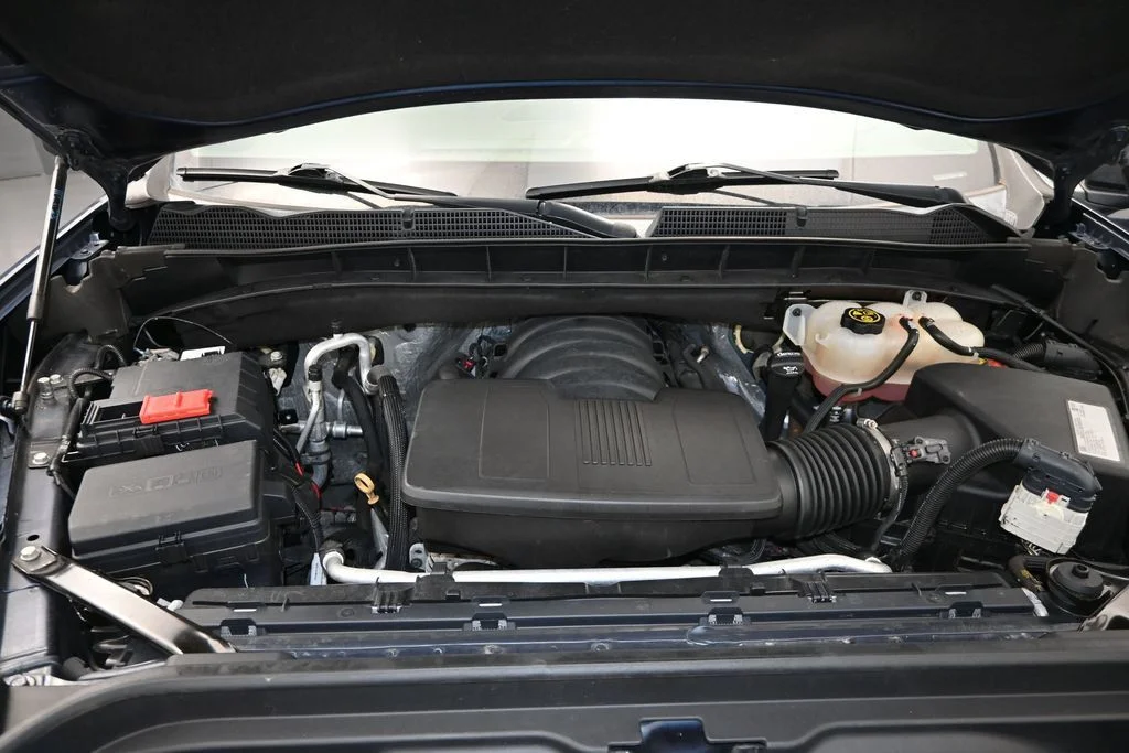 Used 2020 Blue GMC SLT image 29