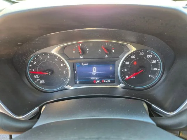 Used 2022 Silver Ice Metallic Chevrolet LT image 33