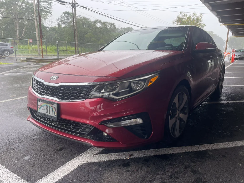Used 2019 Red Kia S image 2