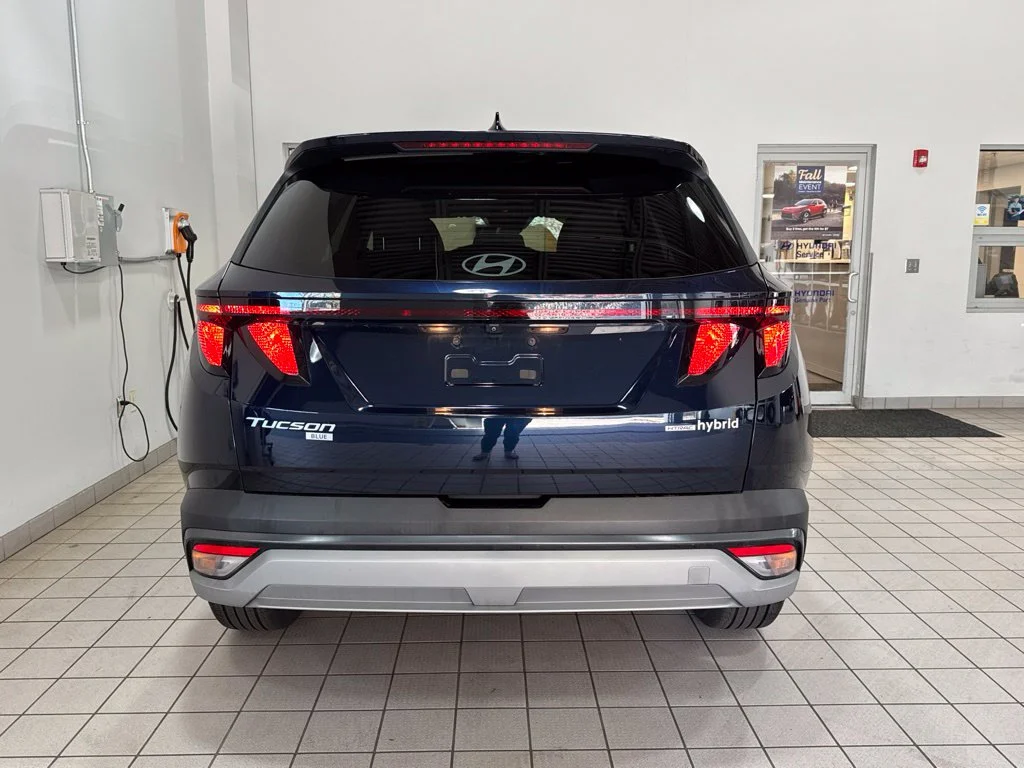 Used 2025 Blue Hyundai Blue image 18