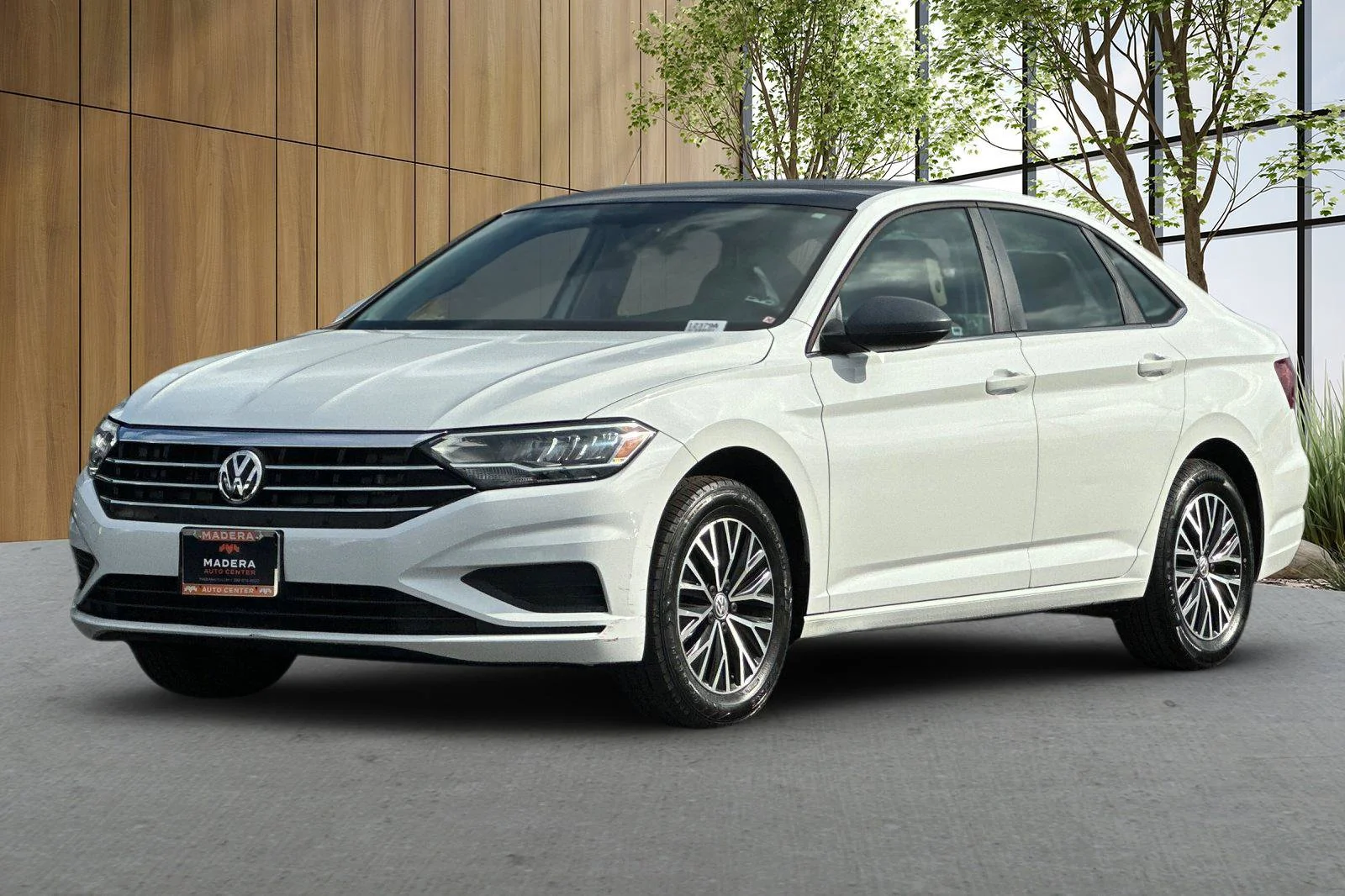 Used 2020 White Volkswagen S image 8