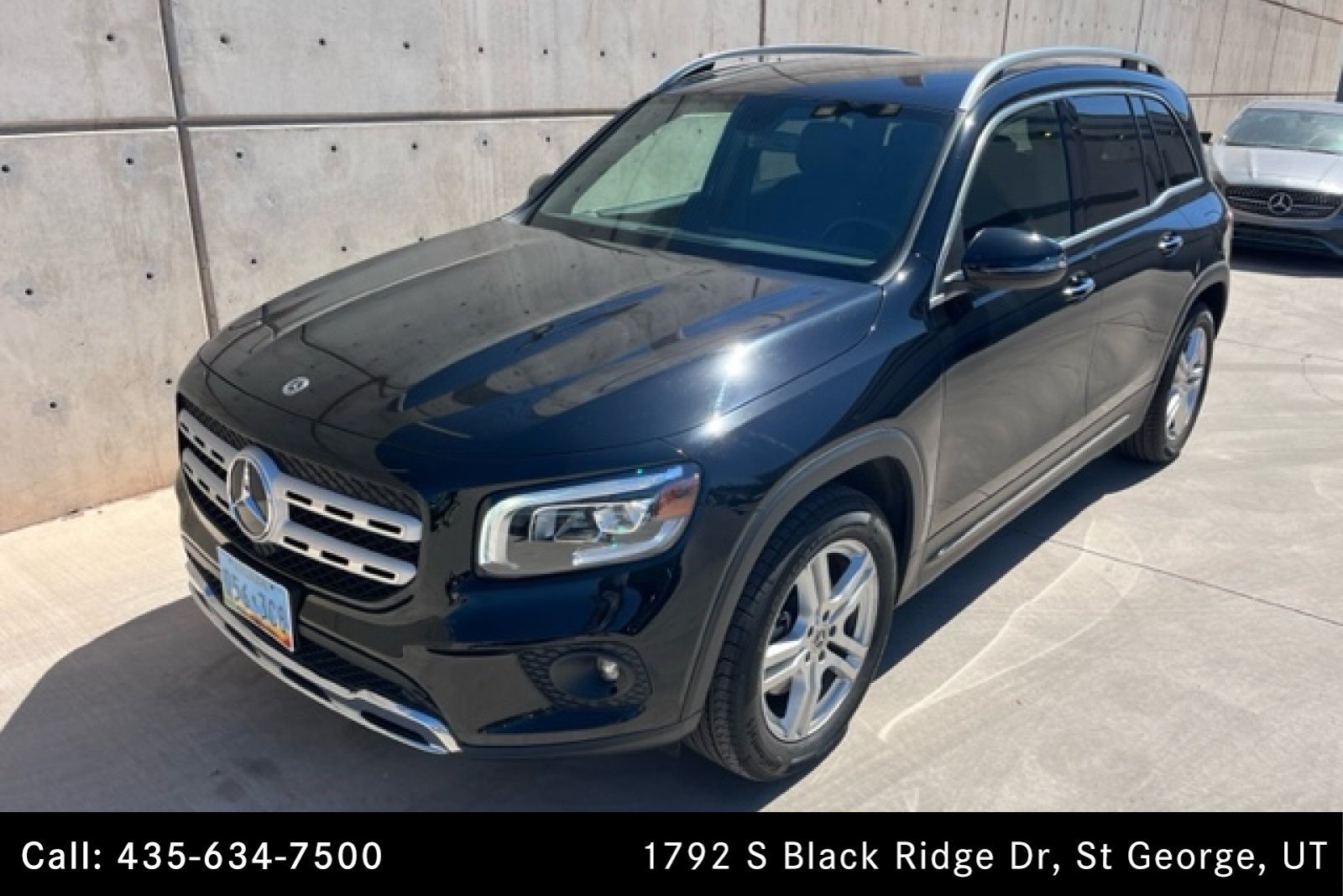 Certified Used 2021 NIGHT BLACK Mercedes-Benz GLB 250 image 1