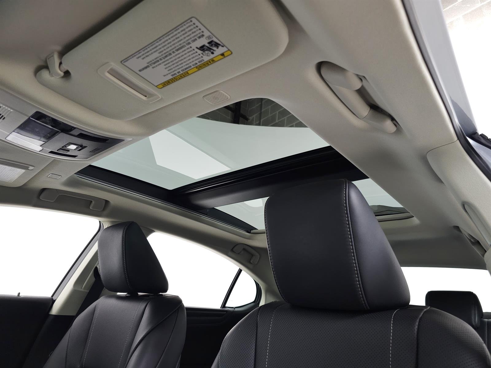 Certified Used 2023 Iridium 1l2 Lexus Luxury image 16