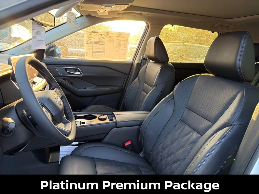 2026 Nissan Rogue Platinum - Photo 11