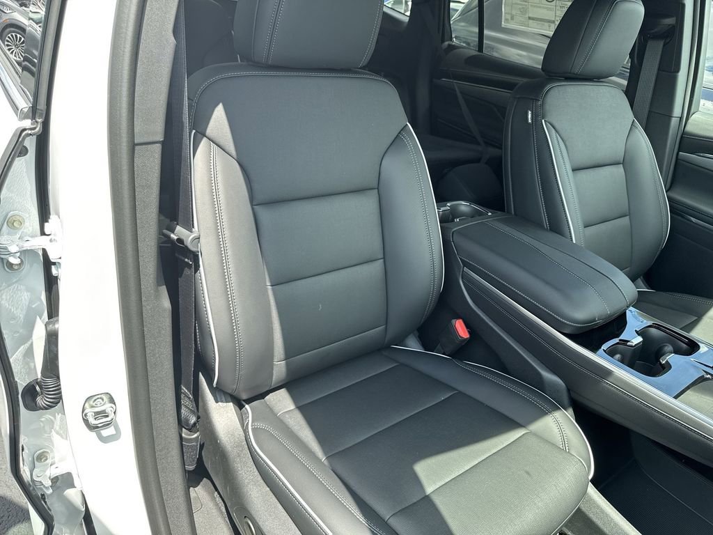 2026 Buick Enclave Preferred - Photo 31