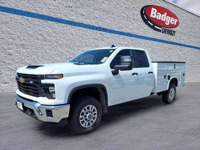 New 2026 Summit White Chevrolet WT image 1