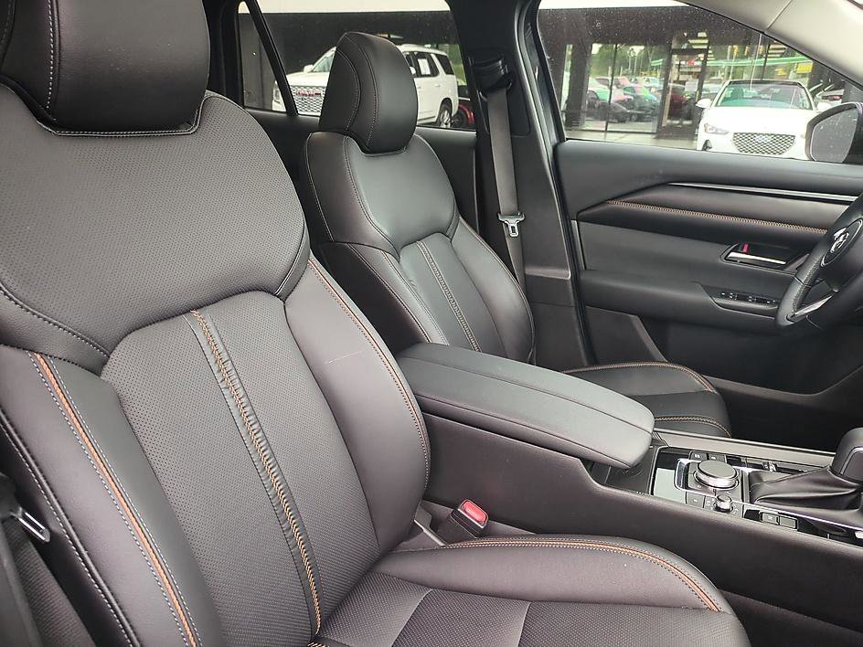Used 2025 Polymetal Gray Metallic Mazda Premium Plus Package image 33