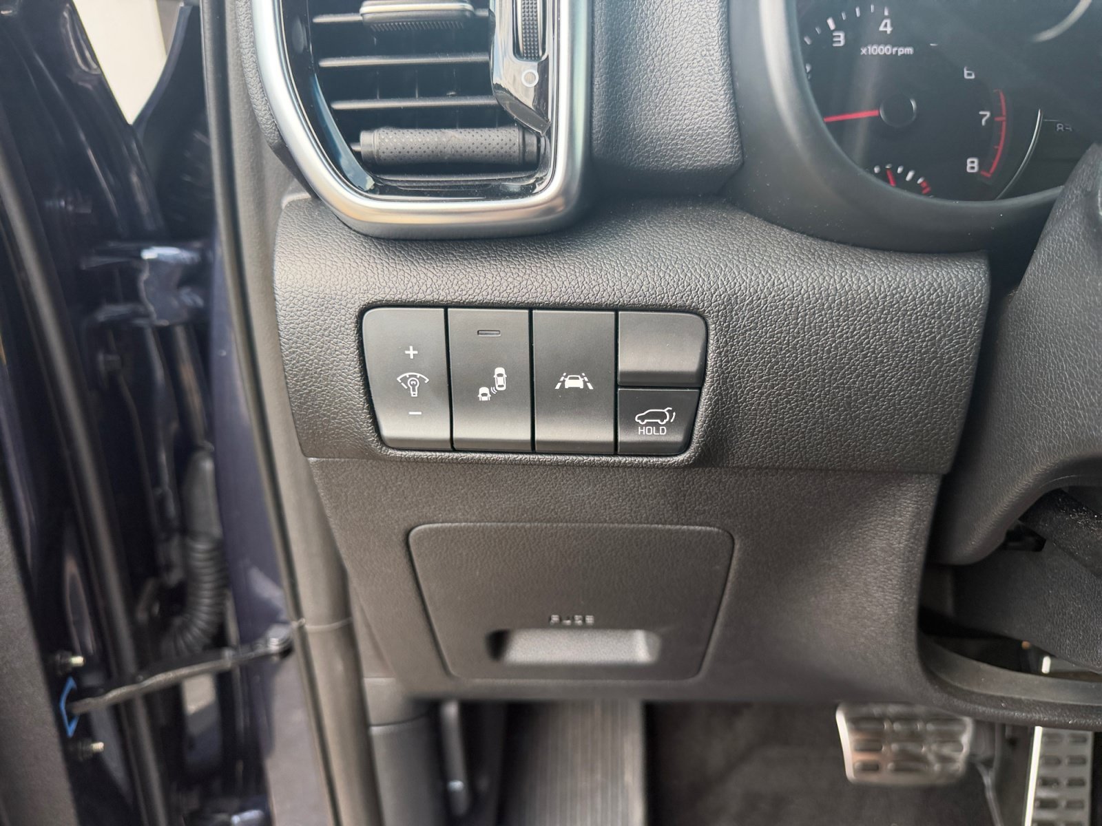 Certified Used 2020 Pacific Blue Kia SX Turbo image 17