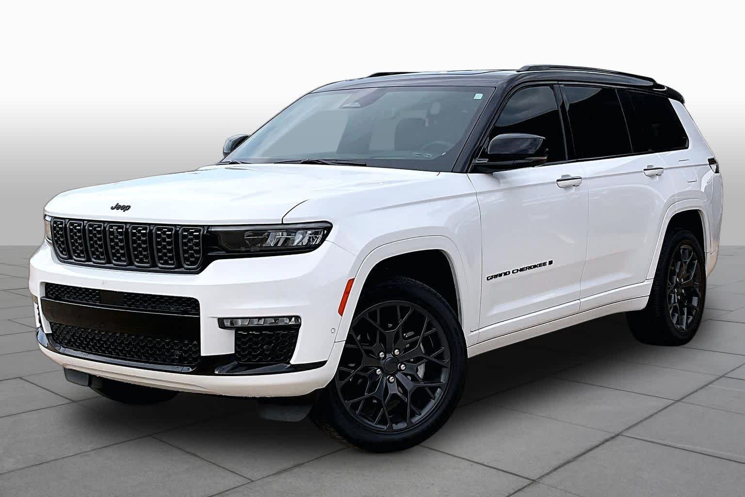 Used 2025 Bright White Clearcoat Jeep Summit Reserve image 2