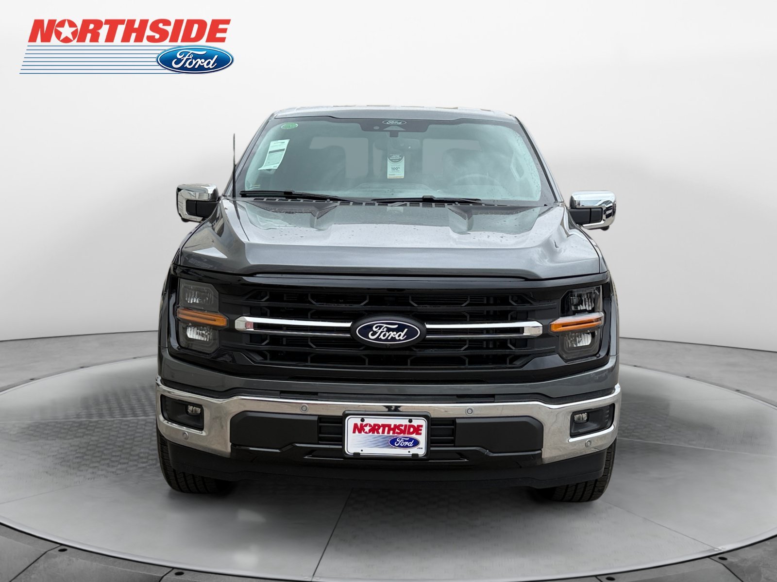 New 2026 Carbonized Gray Metallic Ford XLT image 2