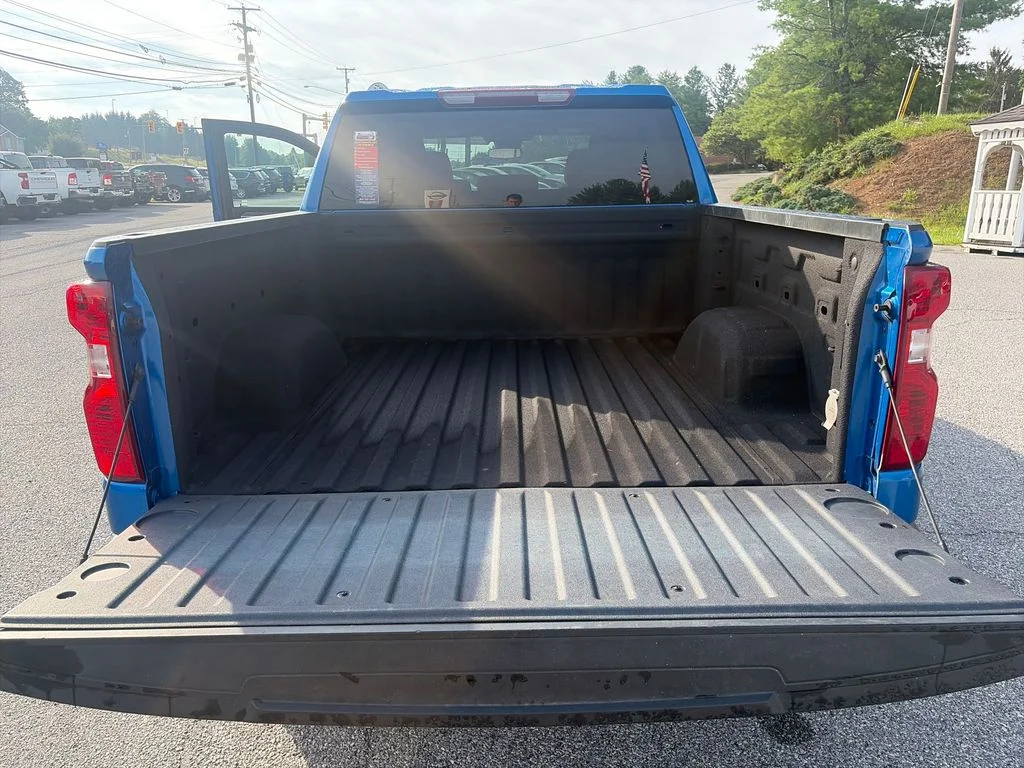 Used 2024 Blue Chevrolet LT image 22