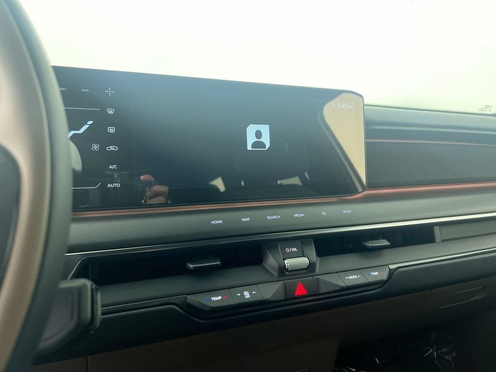 New 2026 Glacial White Pearl / Black Ro Kia GT-Line AWD image 27