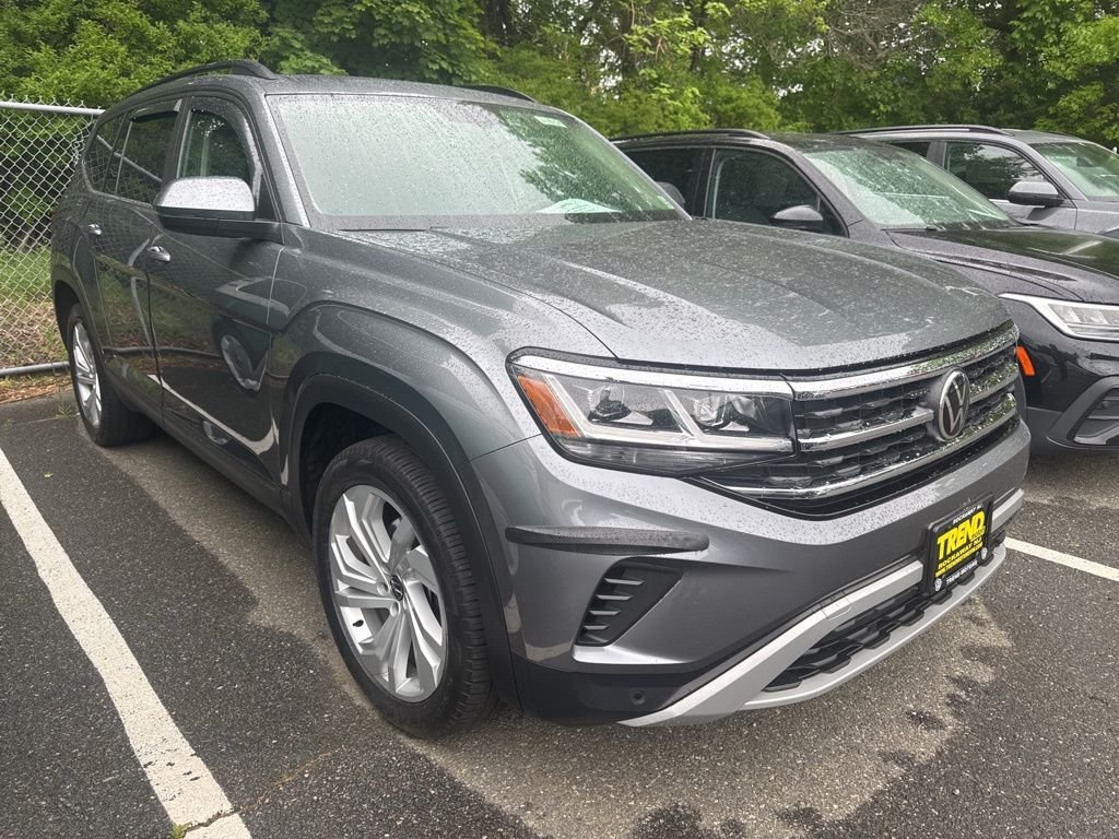 2022 Volkswagen Atlas 3.6L SE w/Tech 4MOTION's photo