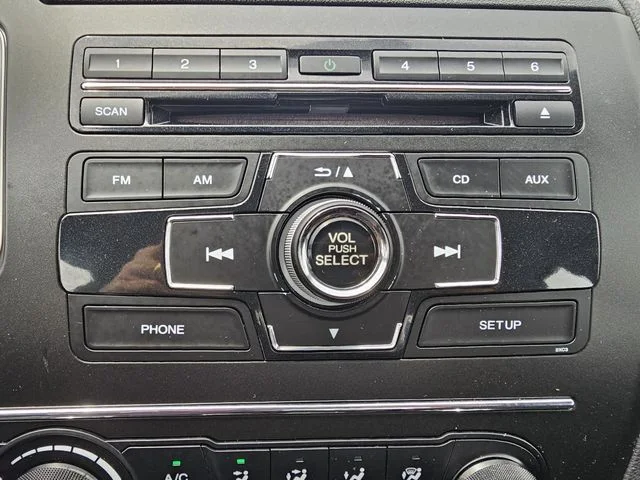 Used 2014 Black Honda LX image 32