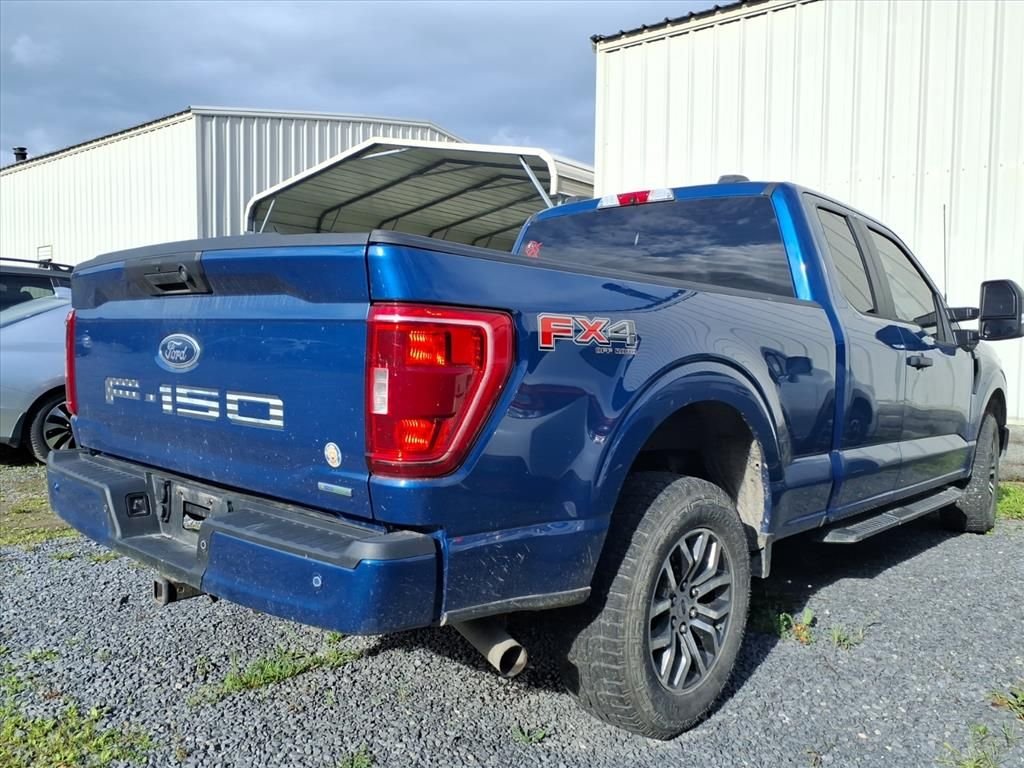 Used 2022 Blue Ford XL image 6