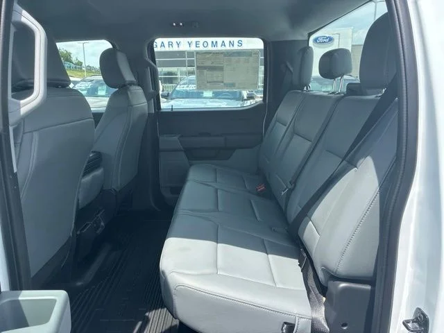 New 2026 Oxford White Ford F-250® XL image 18