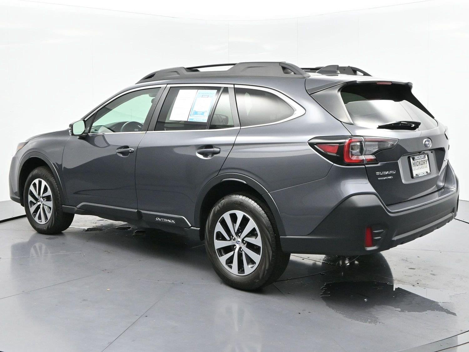 Used 2022 Magnetite Gray Metallic Subaru Premium image 5