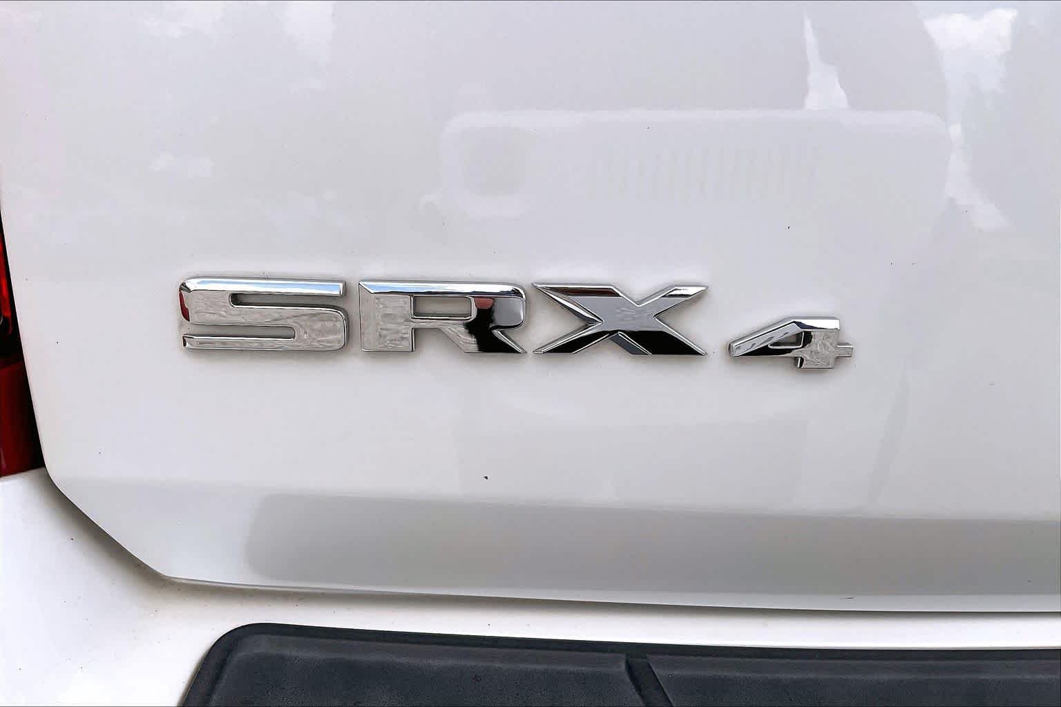 Used 2016 Platinum Ice Tricoat Cadillac Luxury Collection image 10