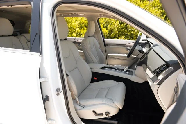 Used 2024 Crystal White Volvo Ultimate image 42