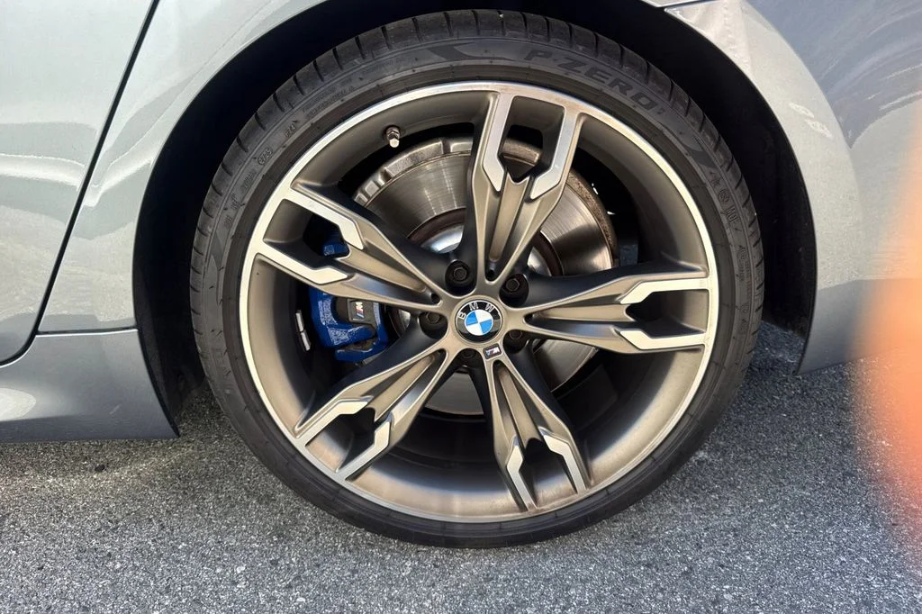 Used 2020 Bluestone Metallic BMW M550i xDrive image 3