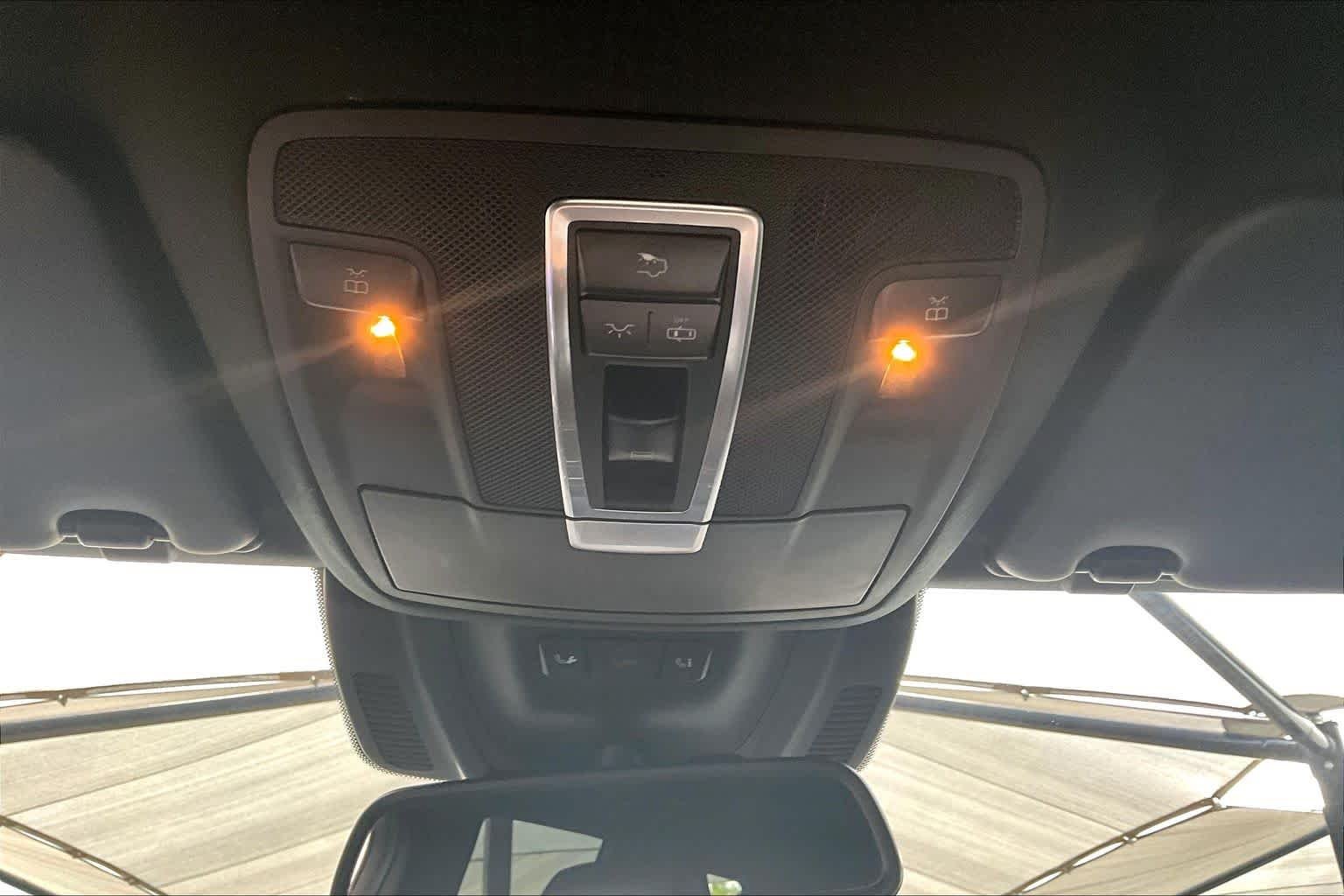 Used 2019 Iridium Silver Metallic Mercedes-Benz GLE 400 image 35