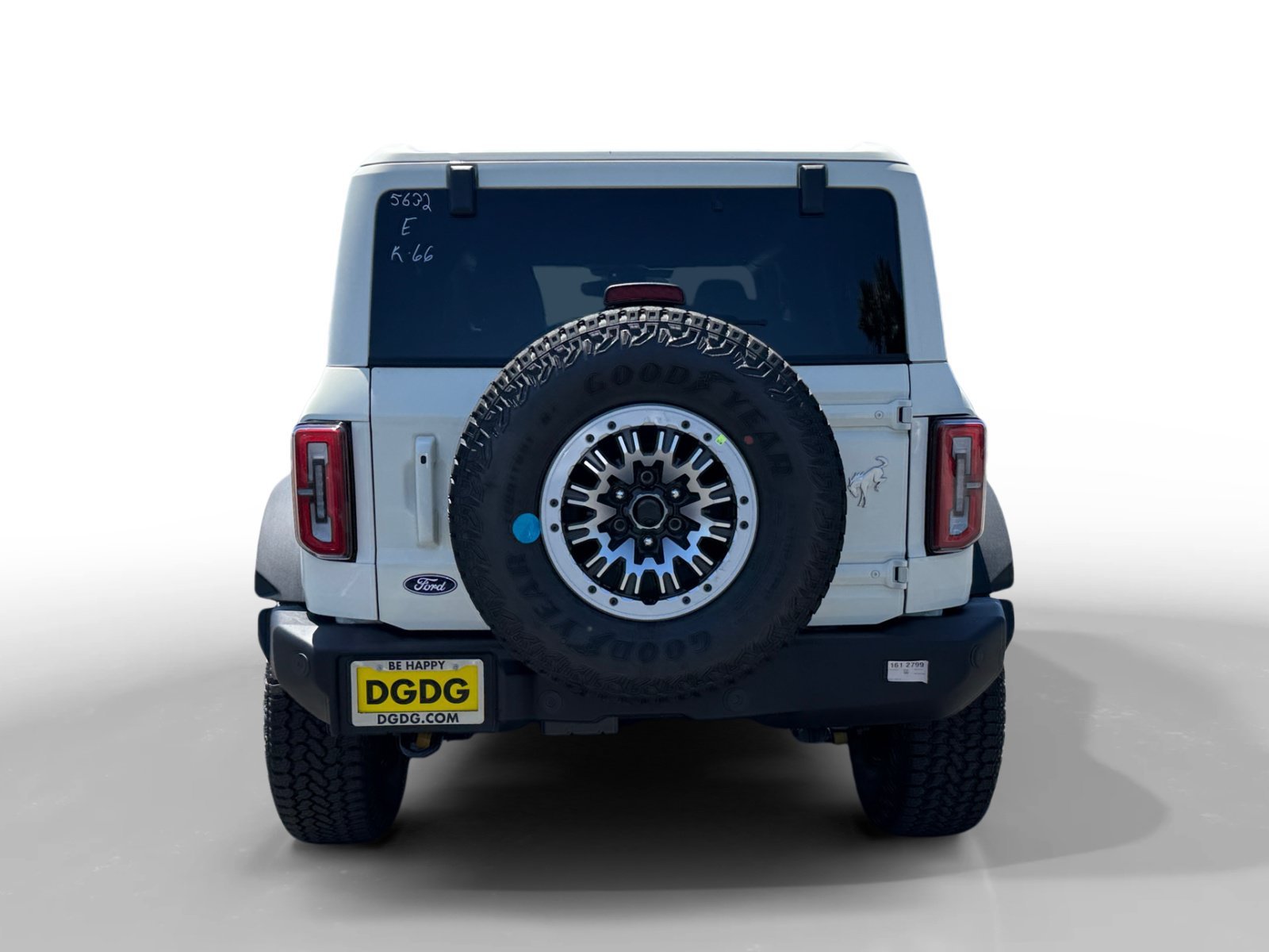 New 2026 Wimbledon White Ford Outer Banks image 4