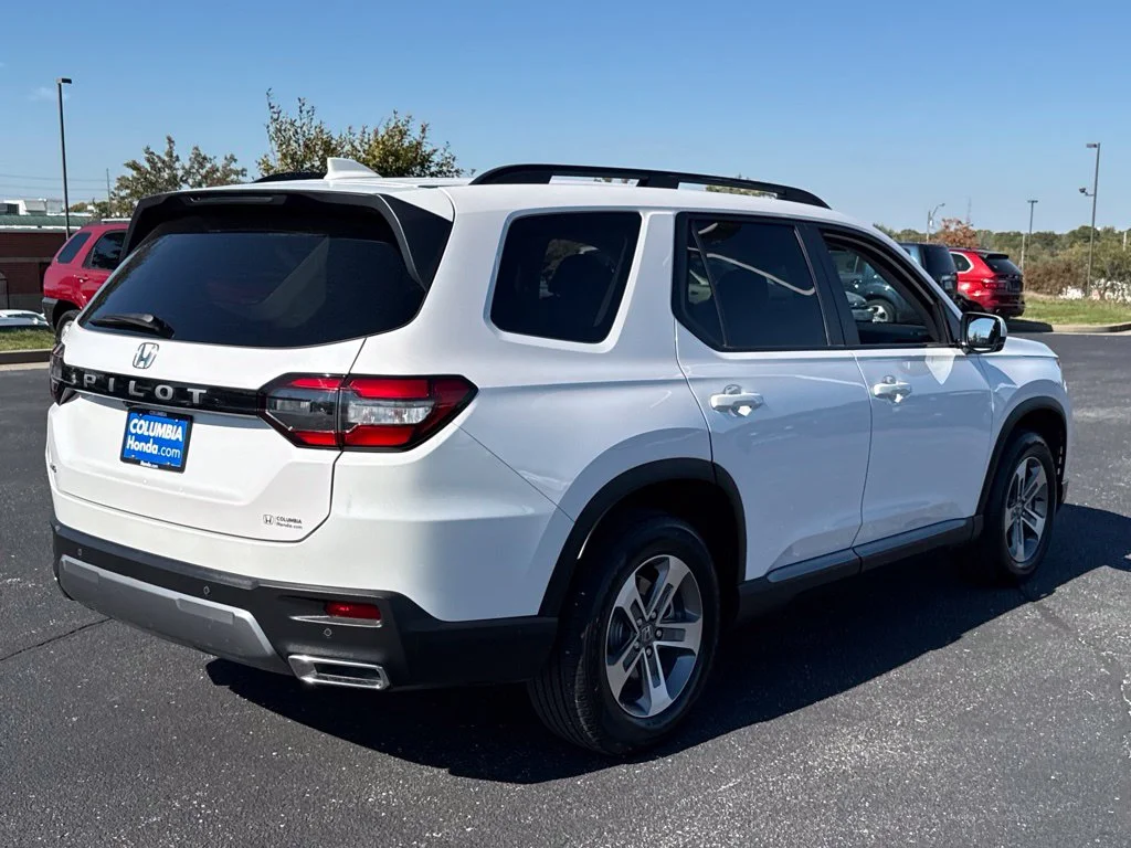 Used 2026  Honda EX-L image 10