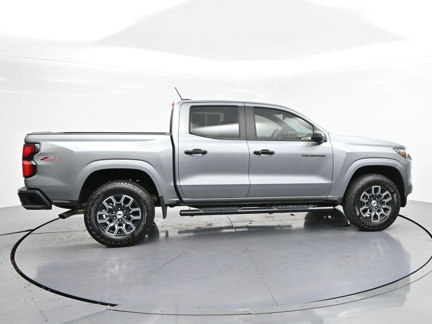 Used 2025 Sterling Gray Metallic Chevrolet Z71 image 8