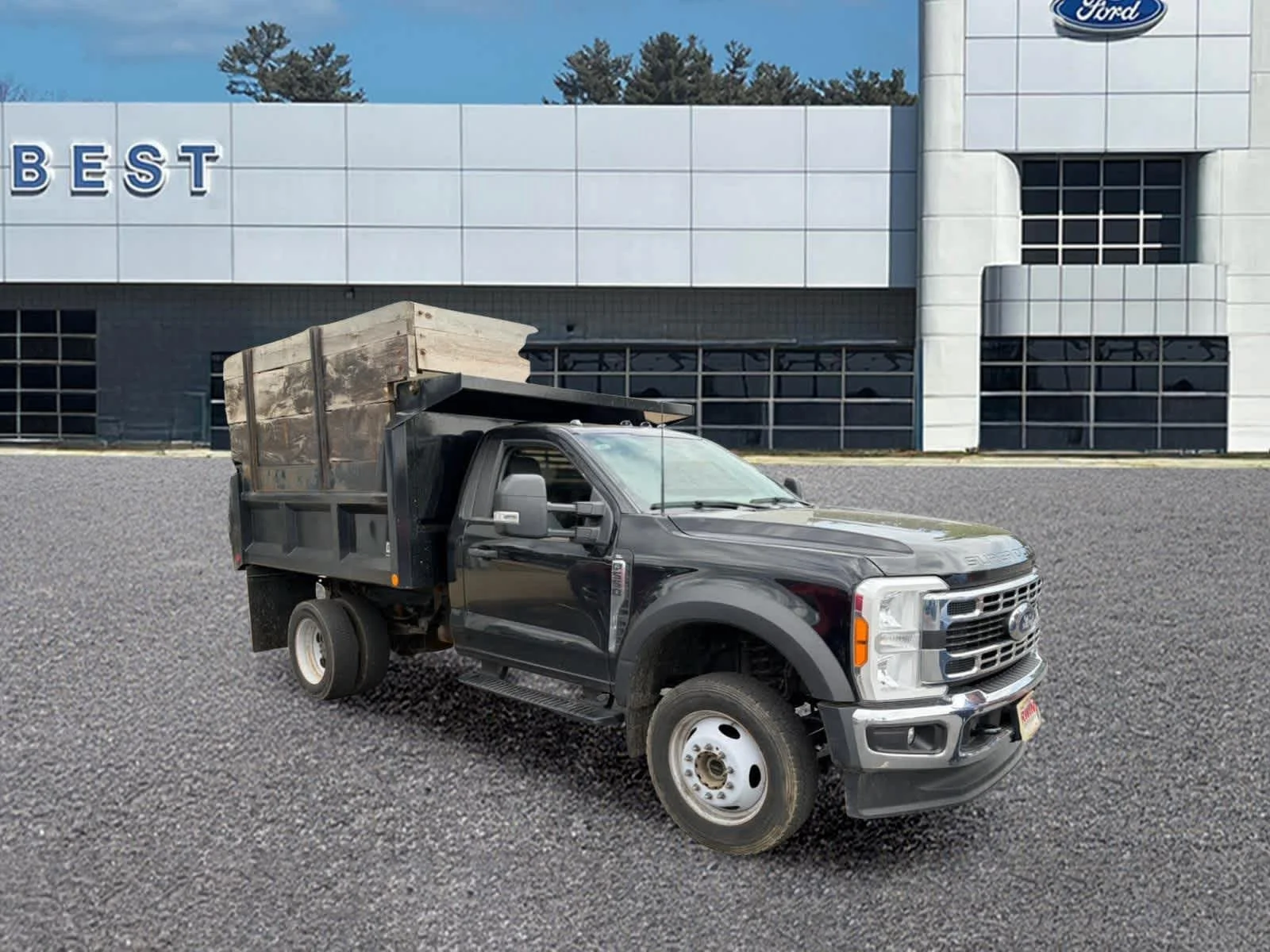 2023 Ford F-550 XL 4x4 Regular Cab 145-In DRW's photo
