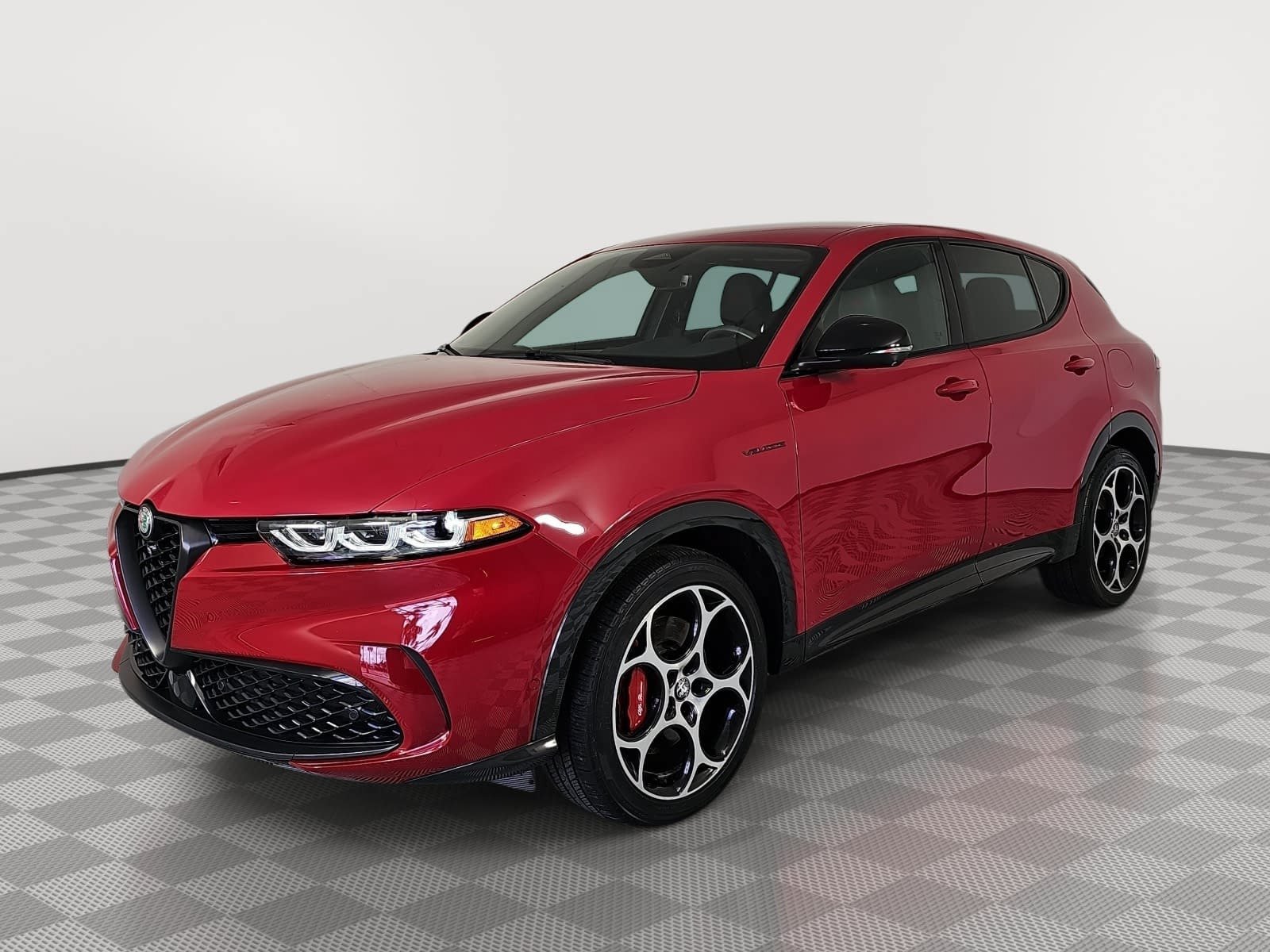Used 2024 Red Alfa Romeo Veloce image 4