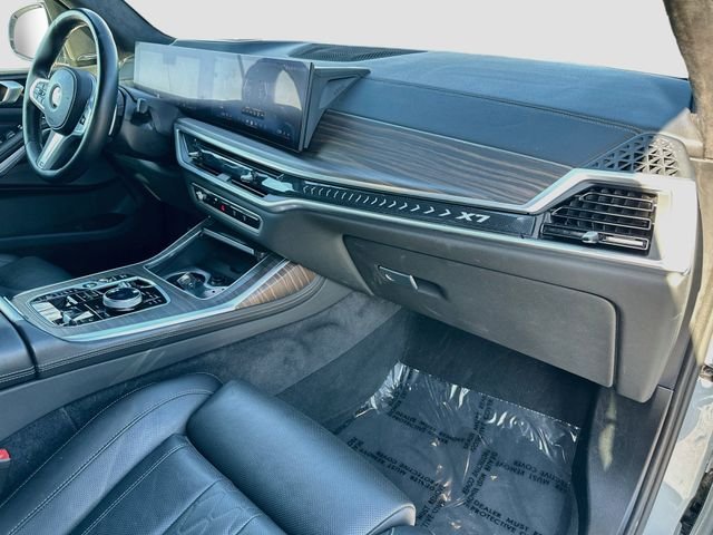 Certified Used 2024 Gray BMW xDrive40i image 31