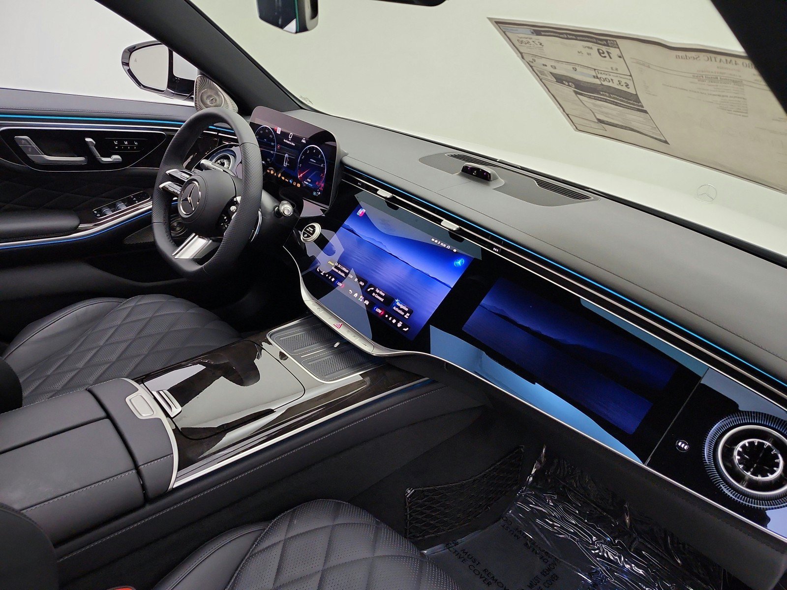 New 2027 MANUFAKTUR Moonlight White Metallic Mercedes-Benz S 580 4MATIC® Sedan image 35