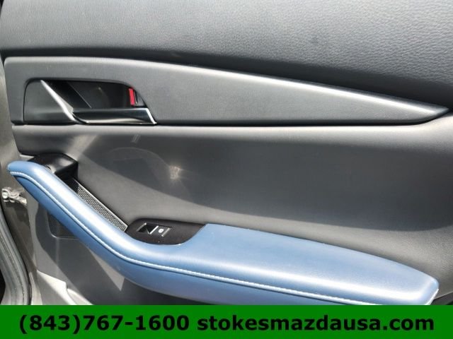 Used 2021 Gray Mazda Preferred image 21
