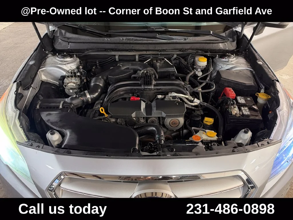 Used 2015 Silver Subaru 2.5i image 10