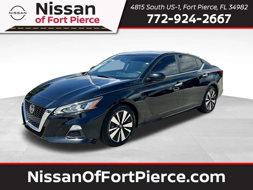 2022 Nissan Altima SV