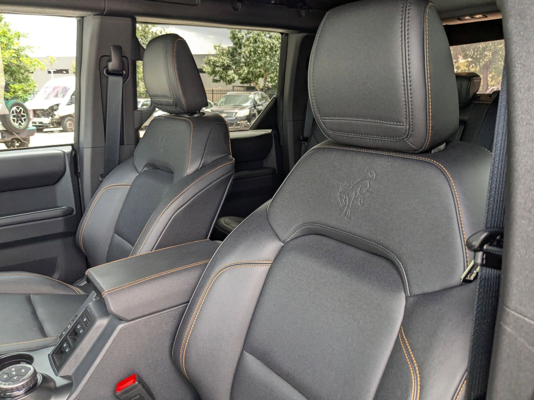 Used 2024 Gray Metallic Ford Badlands image 11