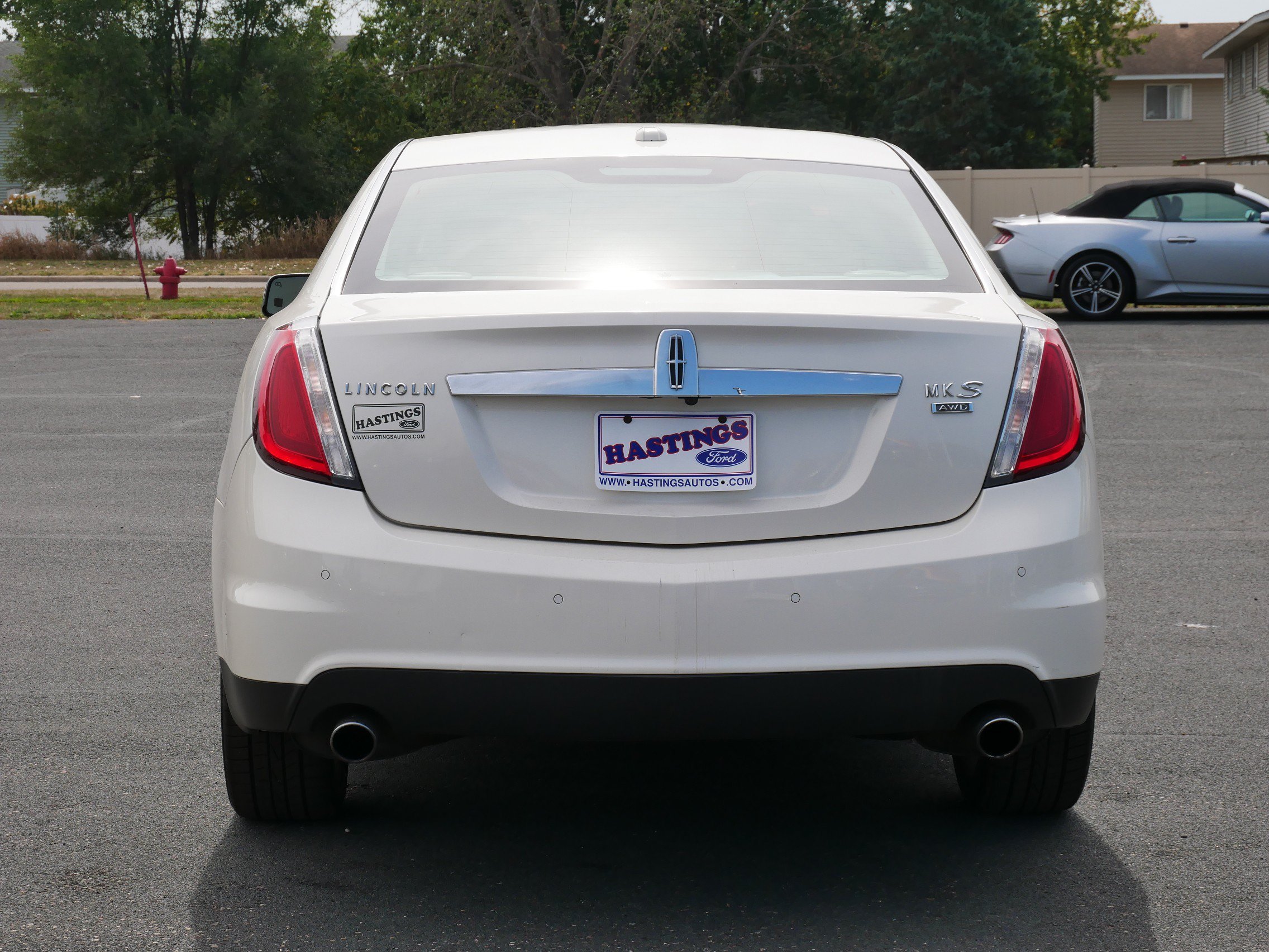 Used 2009 White Lincoln  image 5